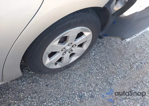 2005 Toyota Prius from USA, damaged, VIN JTDKB20U253039647